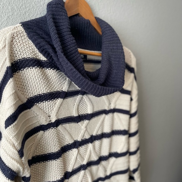 Chaps Chunky Blue and Cream Cowl Neck Sweater - Picture 6 of 8